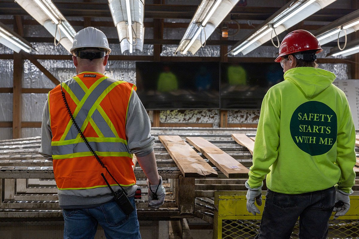 Graders at NWH Grand Rapids, MI Graders at NWH Grand Rapids, MI