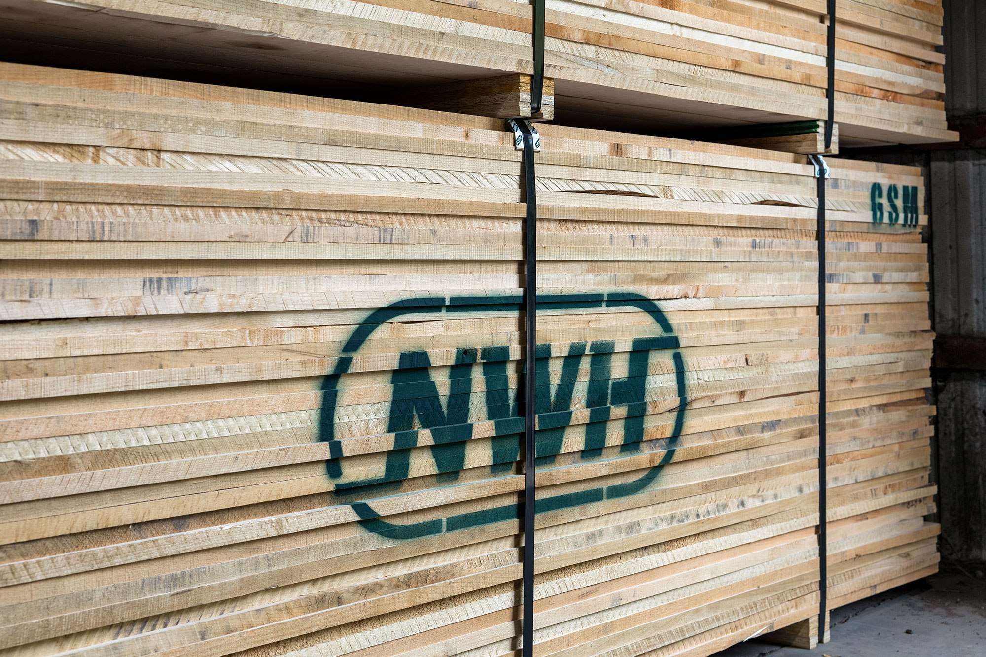 NWH Grand Rapids, MI – Glacial Soft Maple NWH Grand Rapids, MI - Glacial Soft Maple