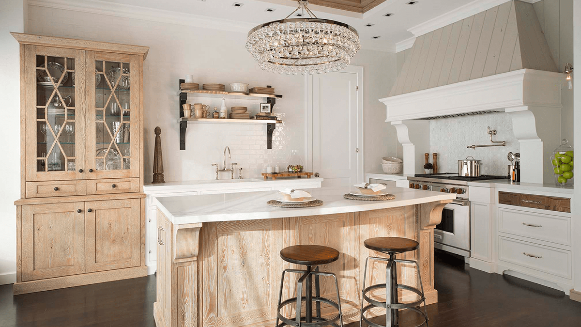 Cerused Oak-Ligna Cerusa-Bentwood Luxury Kitchens-Photo by Dan Piassick